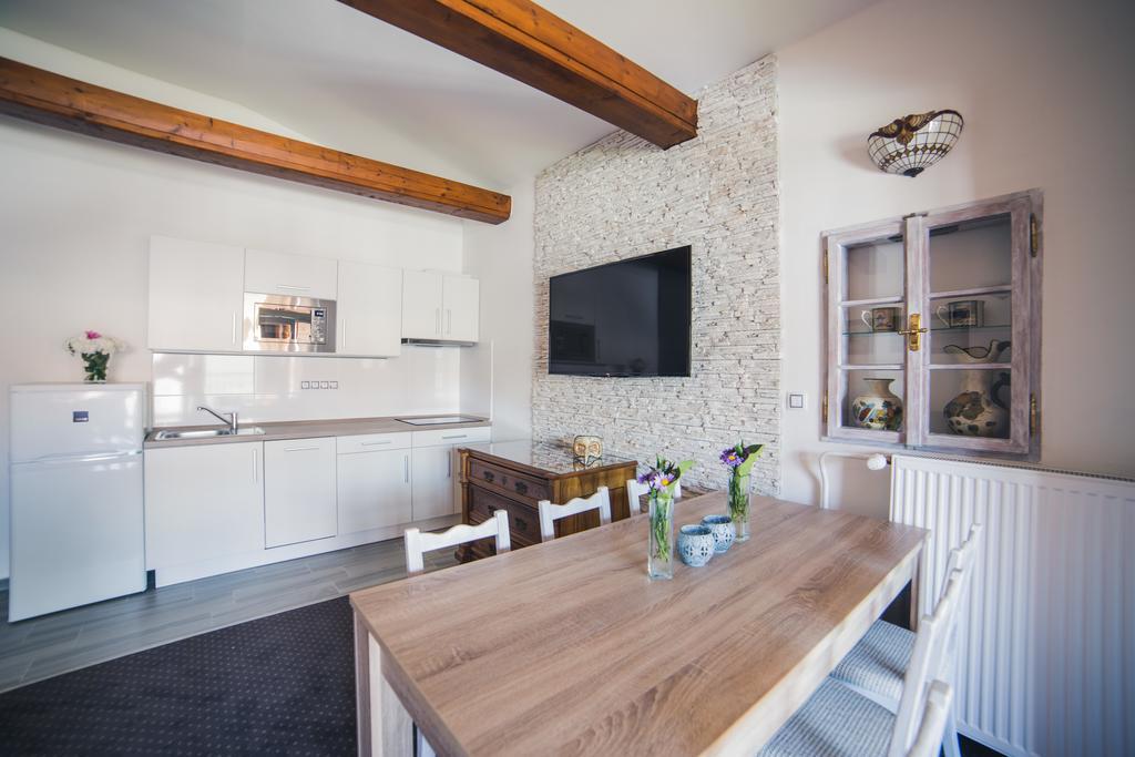 Apartmany U Papousku Jindřichŭv Hradec Zewnętrze zdjęcie