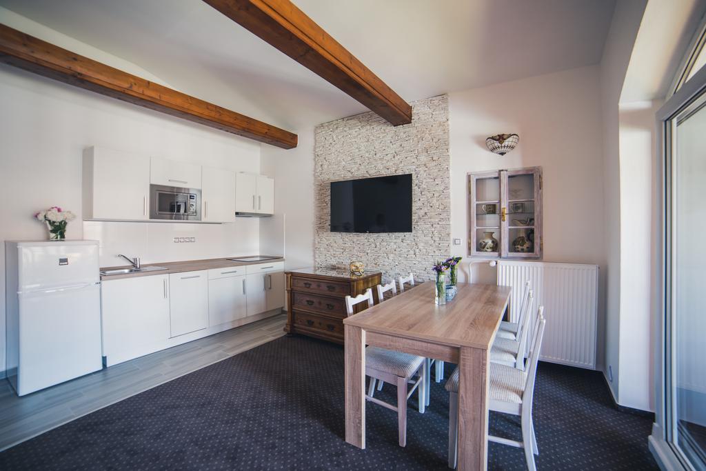 Apartmany U Papousku Jindřichŭv Hradec Zewnętrze zdjęcie